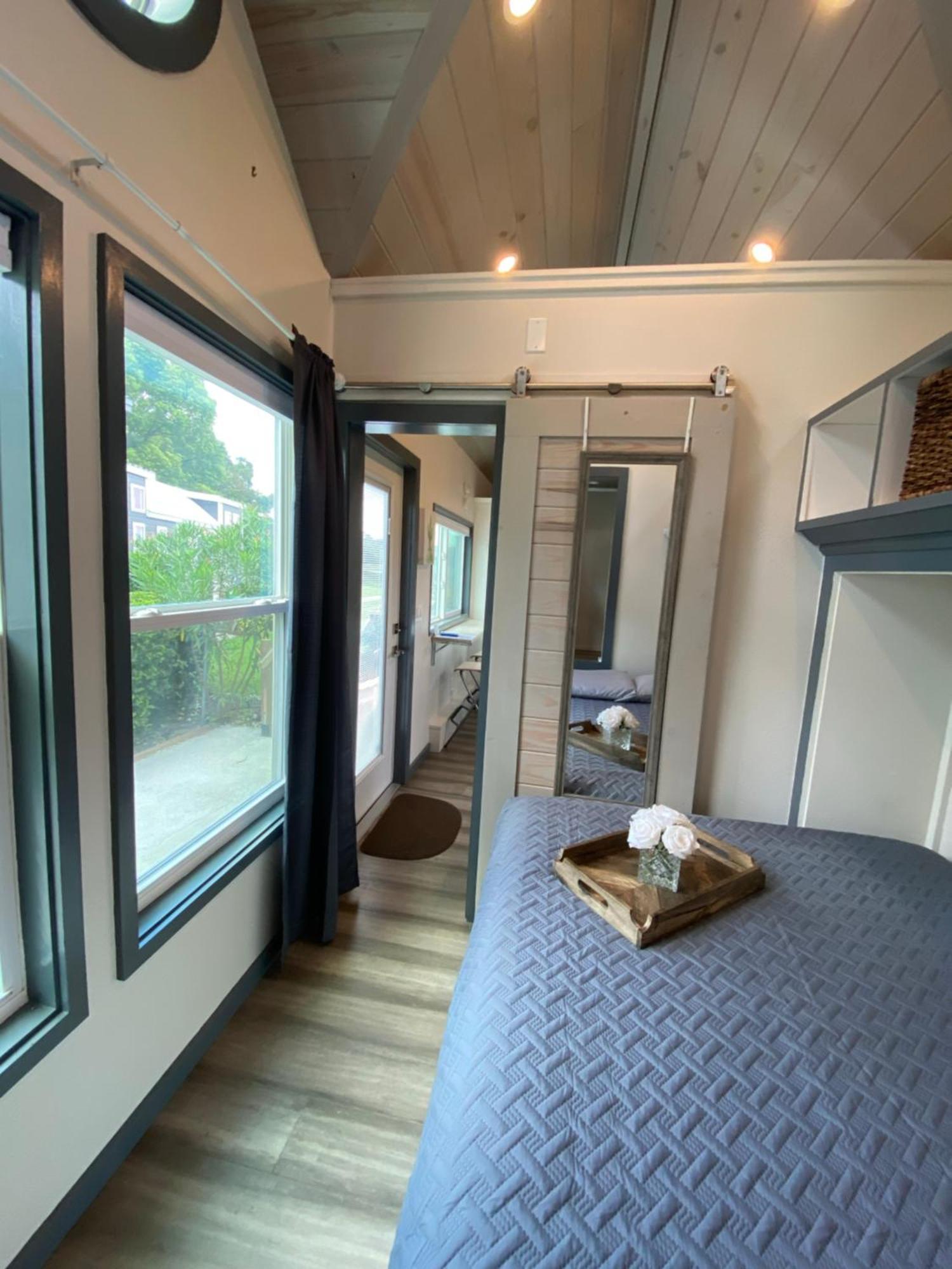 Orlando Lakefront Tiny Homes 6 Plus Month Rentals Holiday home