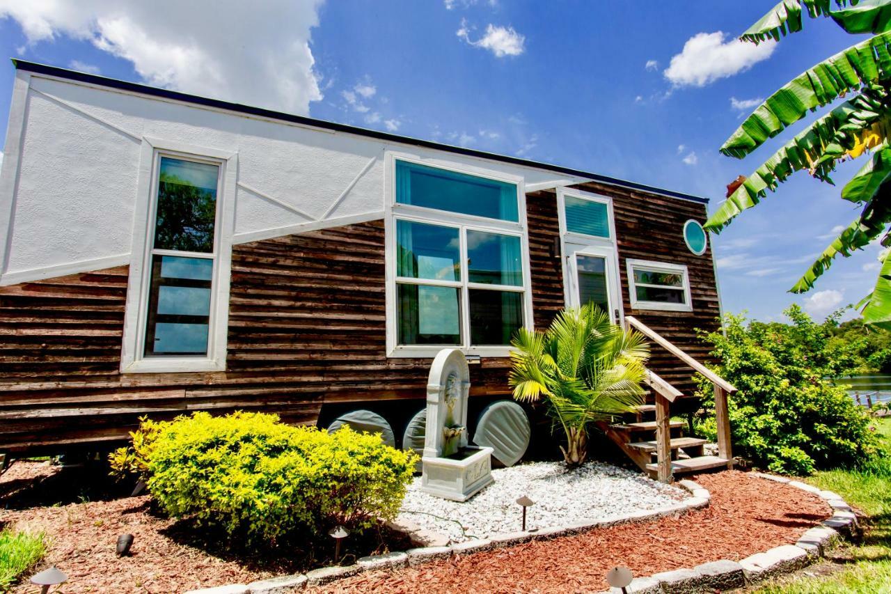 Orlando Lakefront Tiny Homes 6 Plus Month Rentals * Orlando