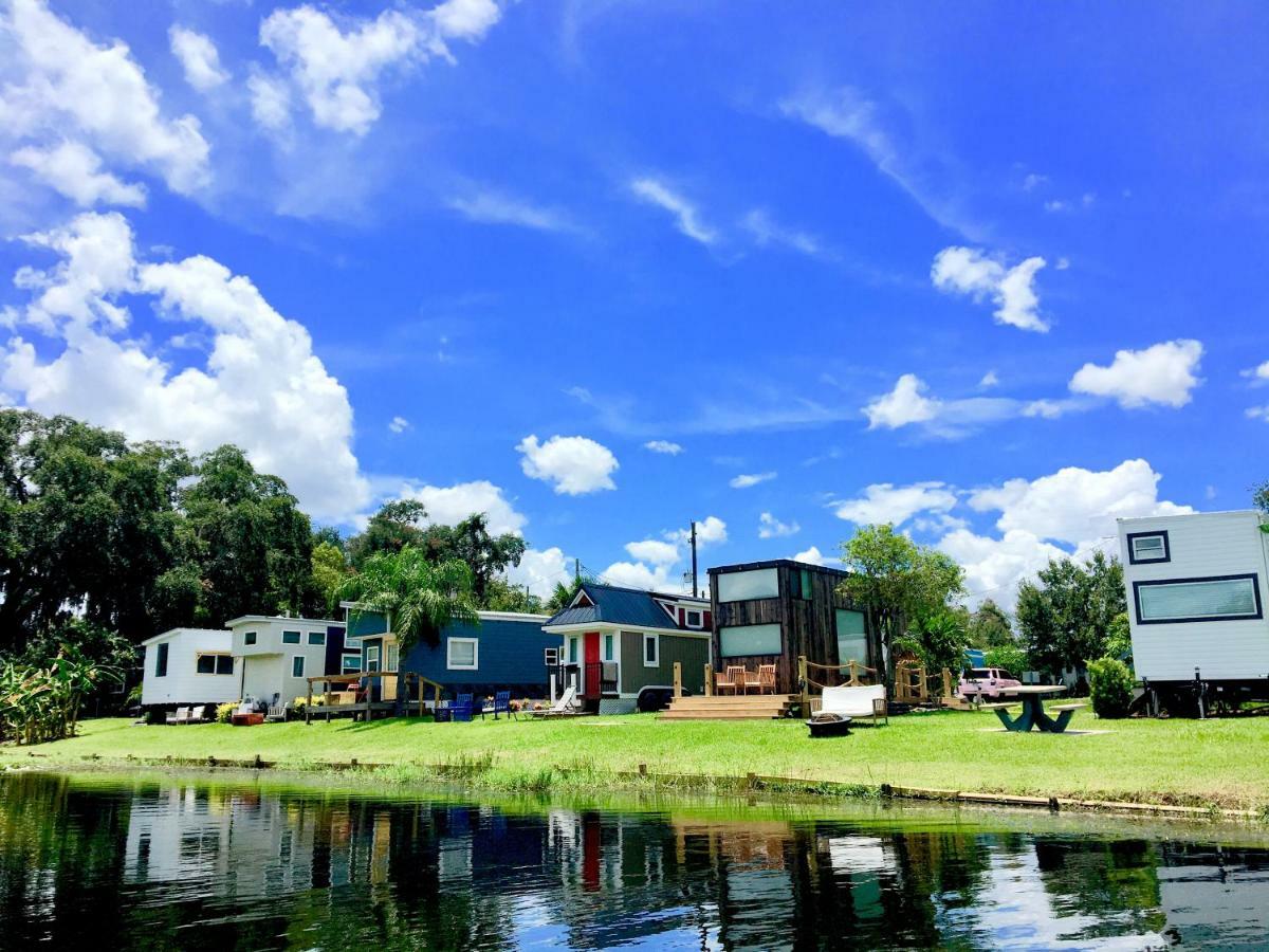Orlando Lakefront Tiny Homes 6 Plus Month Rentals Holiday home