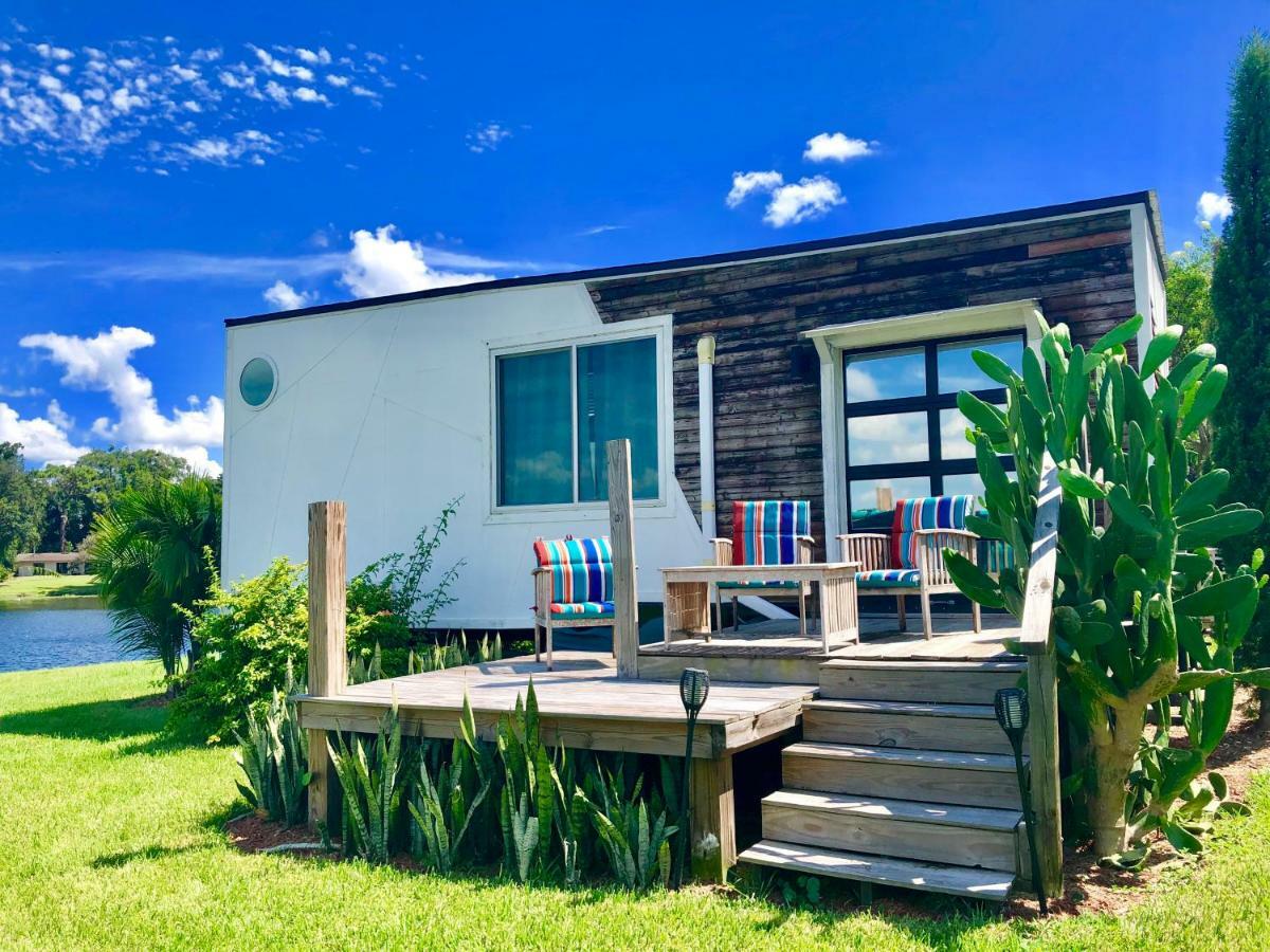 Holiday home Orlando Lakefront Tiny Homes 6 Plus Month Rentals *